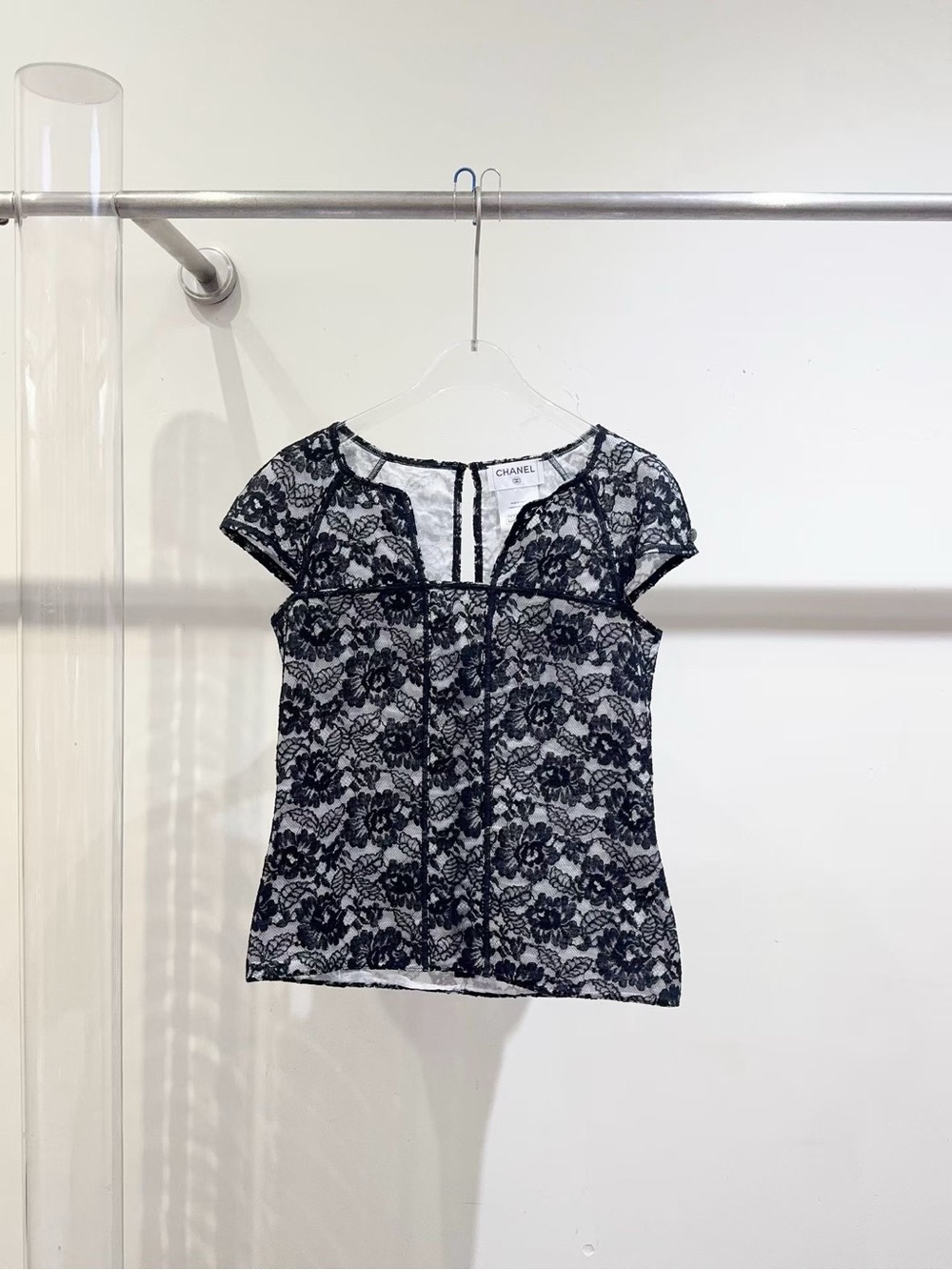 🚩steal Chanel Black Lace Short Sleeve Top